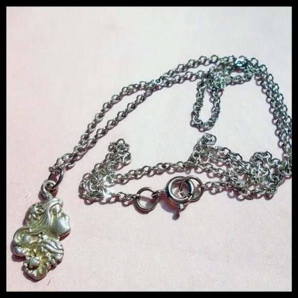 Antique Art Nouveau Necklace 925 Silver Cameo Pendant, Dainty Vintage Chain - Picture 5 of 12